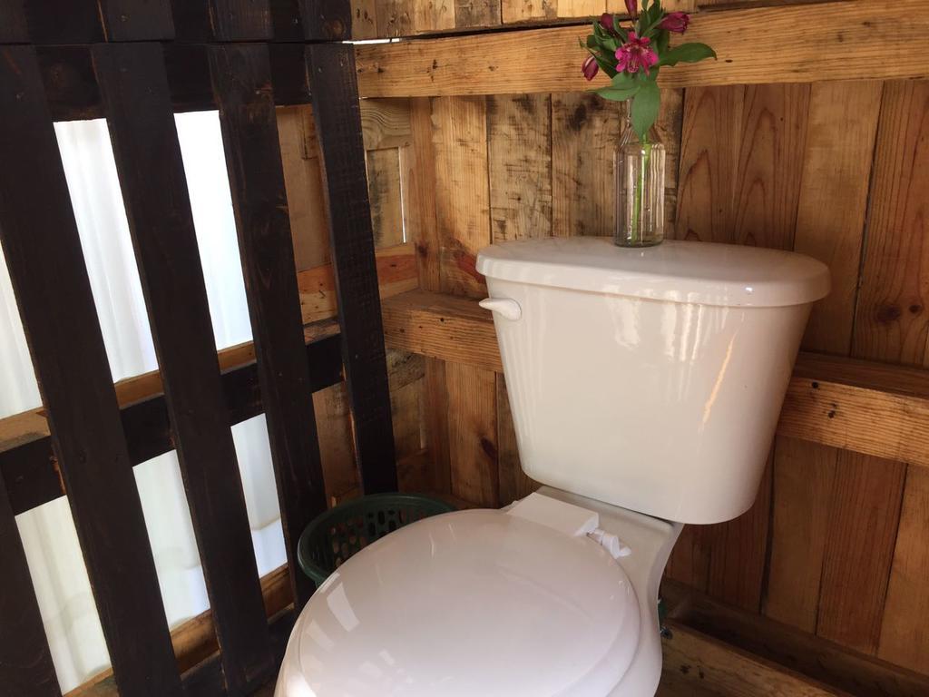 Acatitlan Glamping Hotel Valle de Bravo Ngoại thất bức ảnh